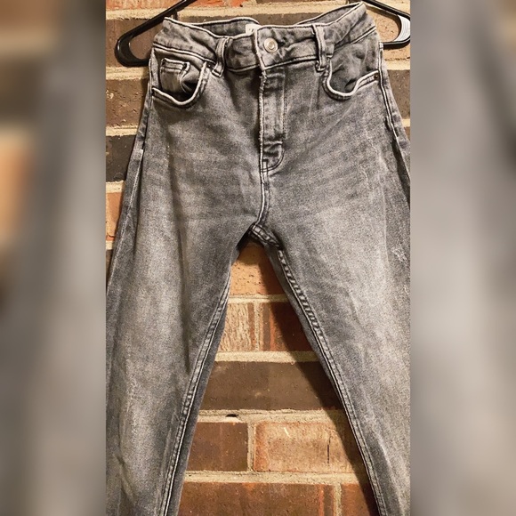 Zara Gray Skinny Jeans - Picture 8 of 8